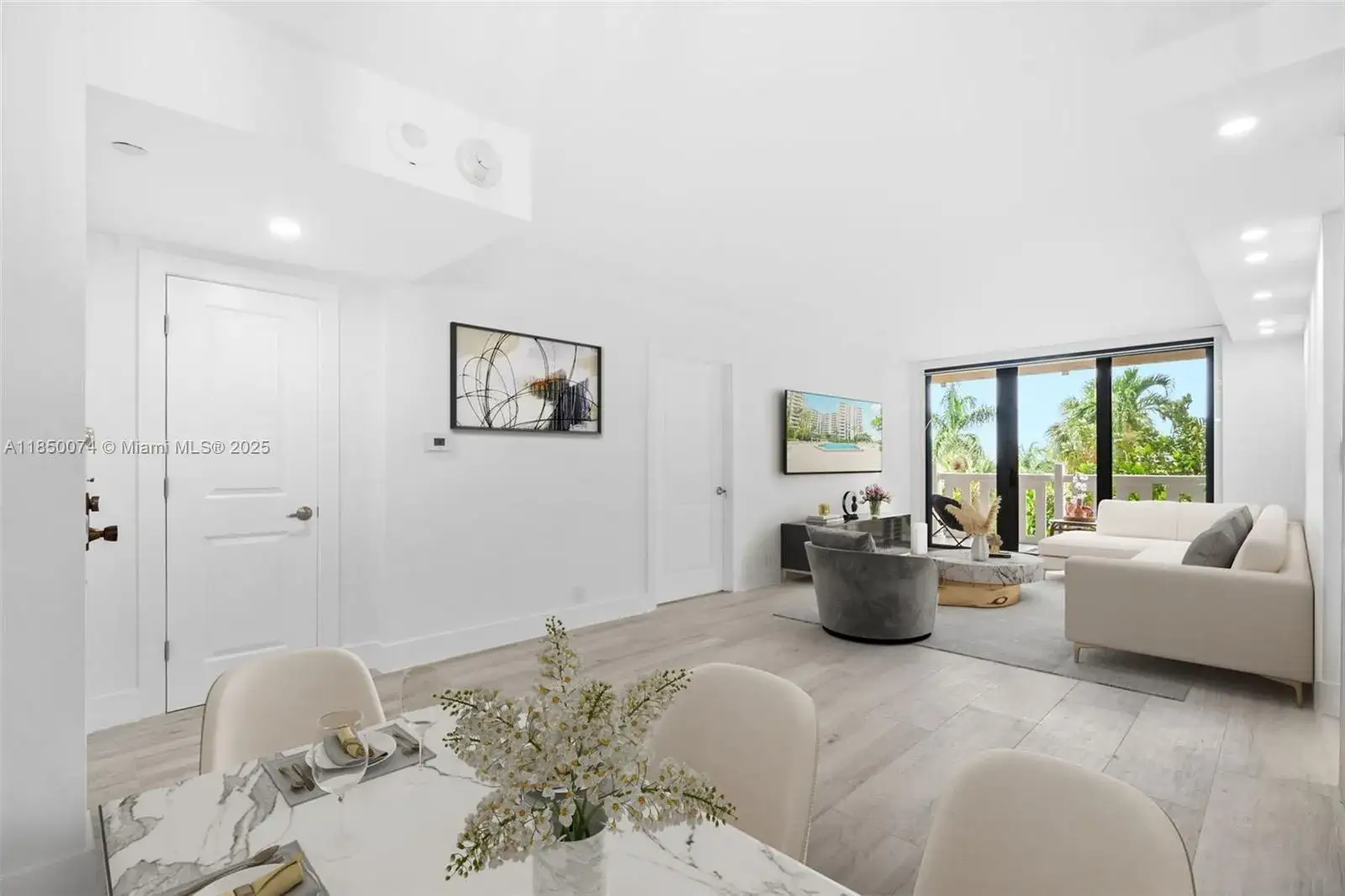 2 bedroom 2 bath Residential for sale at 1121 Crandon Blvd # D304, Key Biscayne FL 33149