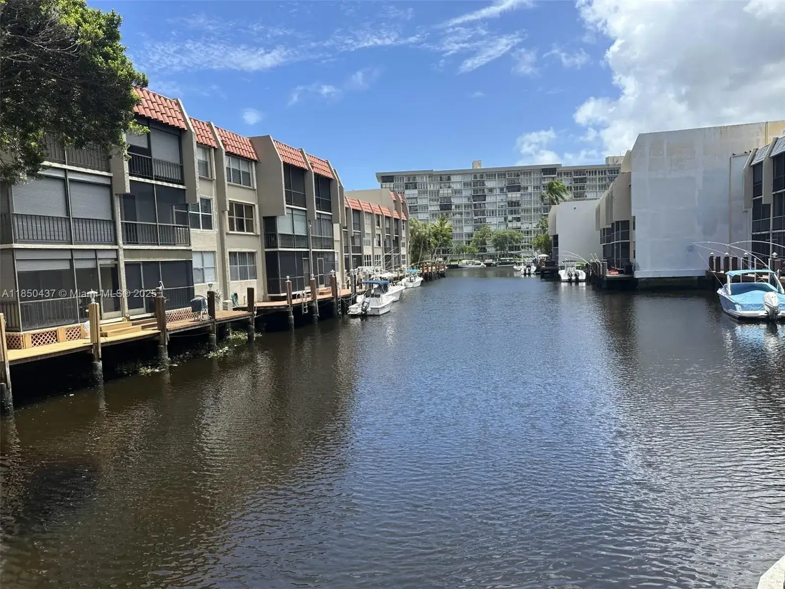 2 bedroom 2 bath Residential for sale at 777 S Federal Hwy # 308D, Pompano Beach FL 33062