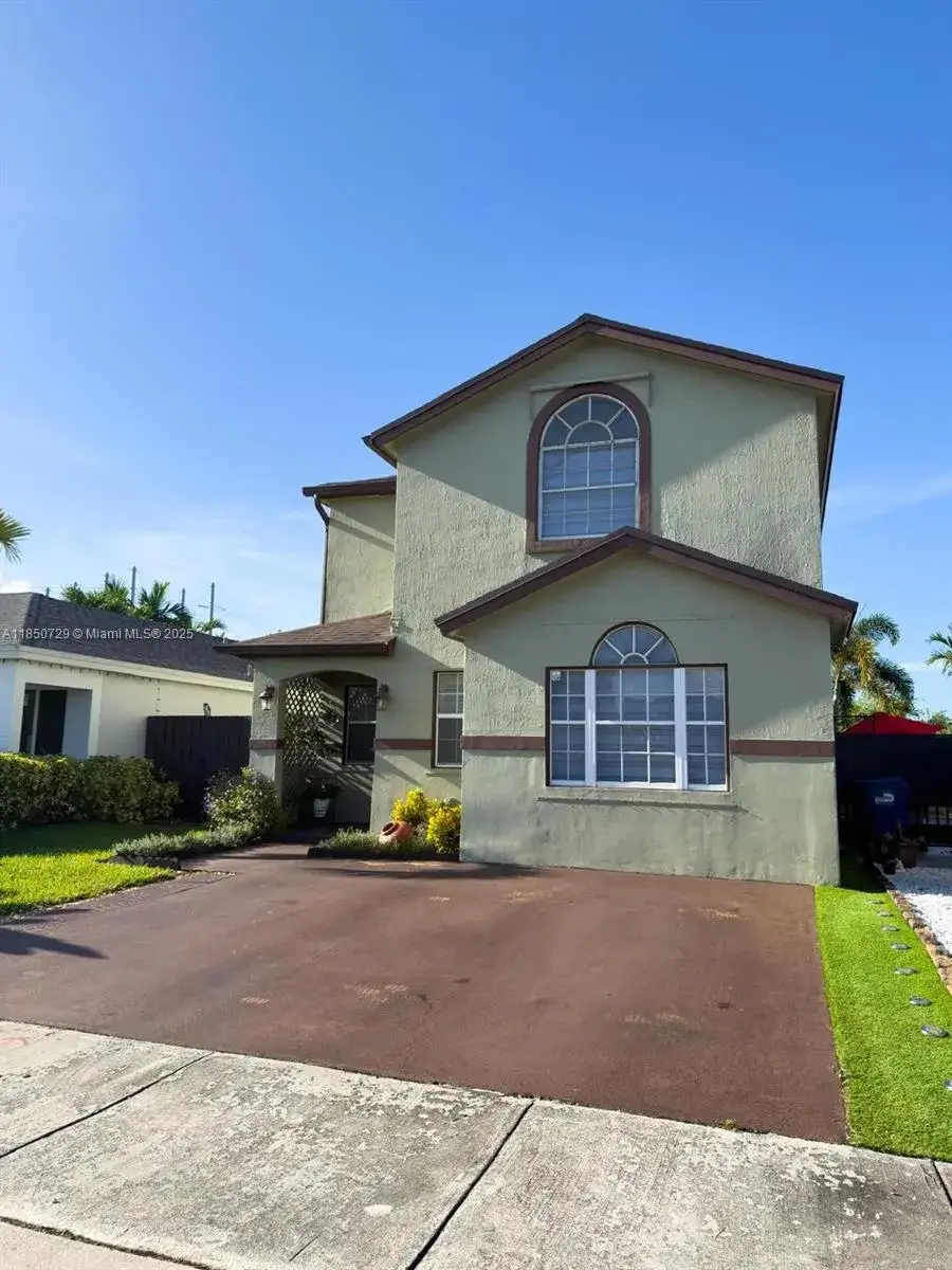 3 bedroom 2 bath Residential for sale at 13910 SW 163rd St, Miami FL 33177