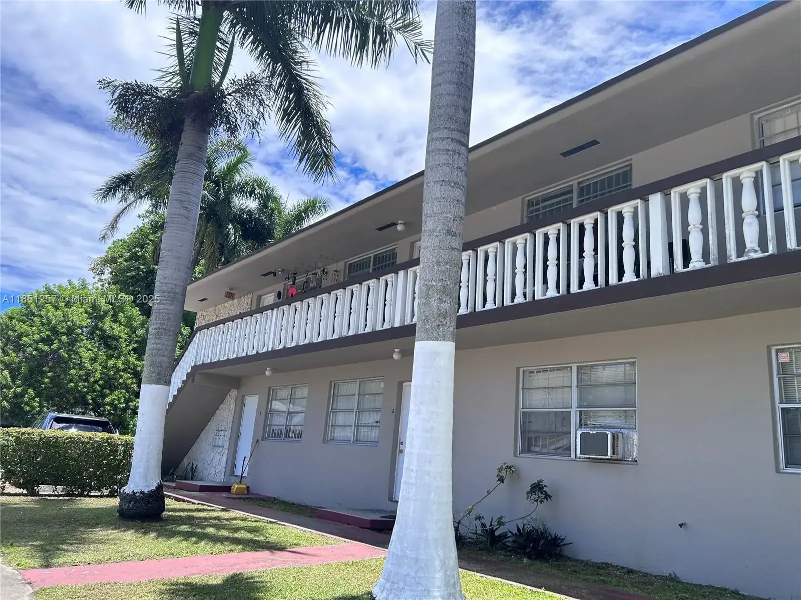 1 bedroom 1 bath Residential Lease for rent at 50 NE 84th St # 6, Miami FL 33138