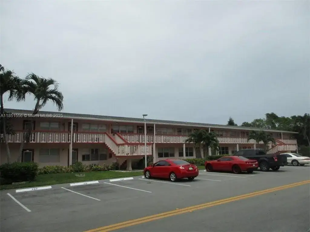 1 bedroom 1 bath Residential for sale at 432 TILFORD T # 432, Deerfield Beach FL 33442