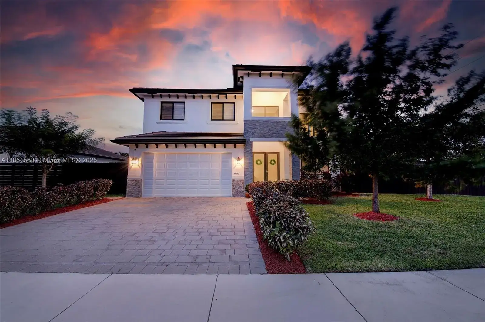 5 bedroom 4 bath Residential for sale at 9220 SW 170th St, Palmetto Bay FL 33157