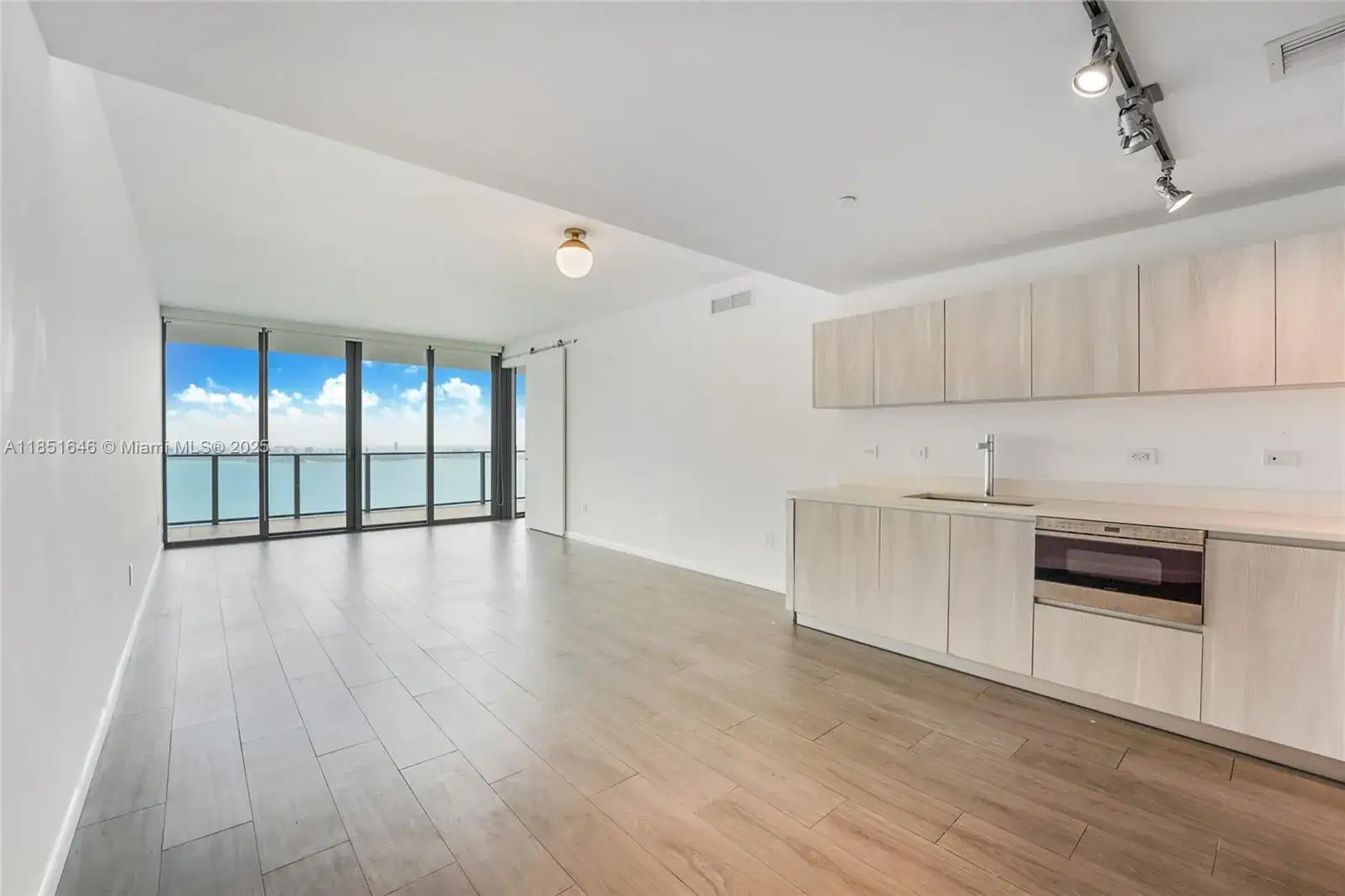 3 bedroom 3 bath Residential for sale at 3131 NE 7th Ave # 4404, Miami FL 33137