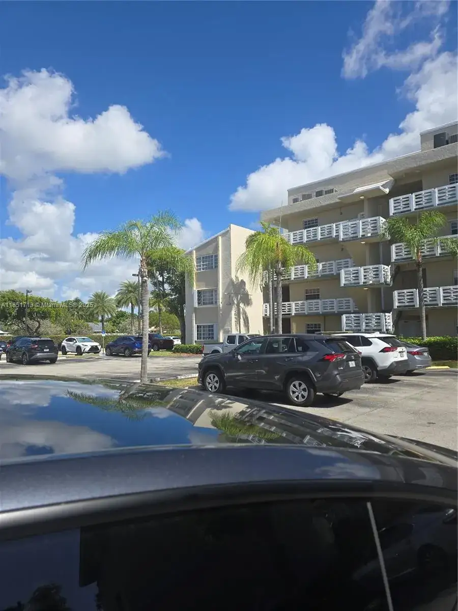 2 bedroom 2 bath Residential for sale at 21121 SW 85th Ave # 105, Cutler Bay FL 33189