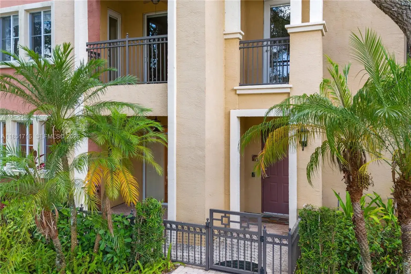 3 bedroom 2 bath Residential for sale at 3055 NW 126th Ave # 107, Sunrise FL 33323