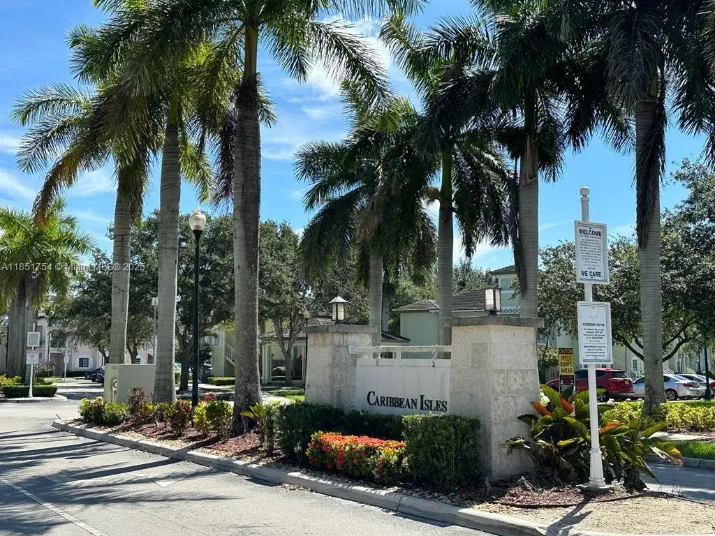 3 bedroom 2 bath Residential Lease for rent at 372 NE 26th Pl # 206, Homestead FL 33033