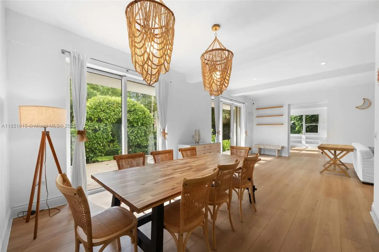 4 bedroom 3 bath Residential for sale at 200 Ocean Lane Dr # 108, Key Biscayne FL 33149