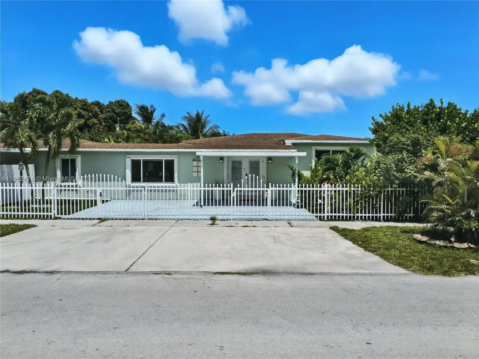 4 bedroom 2 bath Residential for sale at 5005 E 6th Ave, Hialeah FL 33013