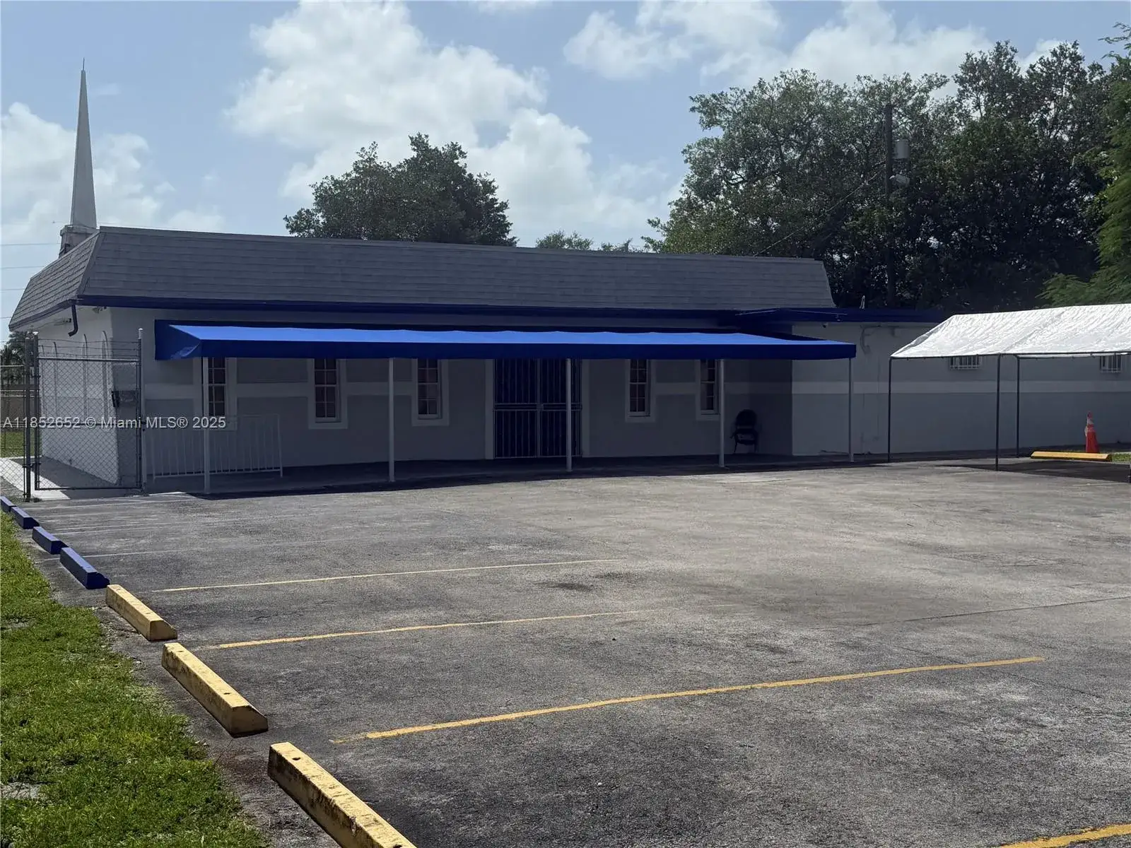 Commercial Land for sale at 1766 NW 95th St, Miami FL 33147