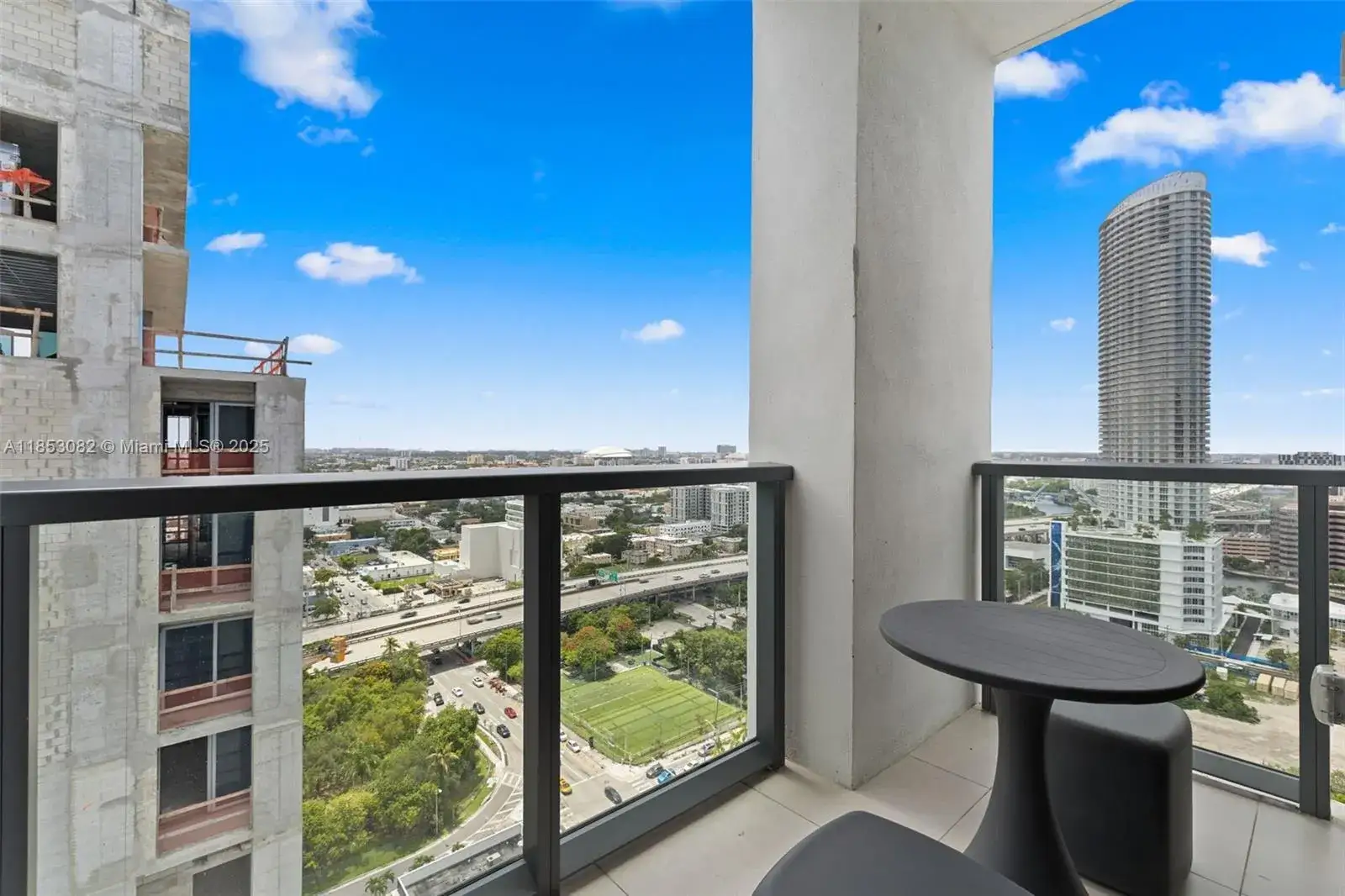 2 bedroom 2 bath Residential for sale at 239 SW 9th St # 2303, Miami FL 33130