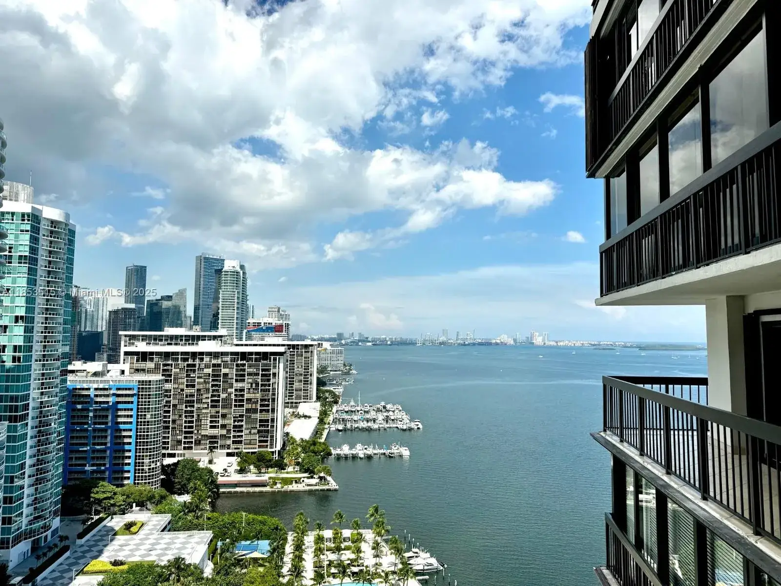 2 bedroom 2 bath Residential for sale at 2333 Brickell Ave # 2607, Miami FL 33129