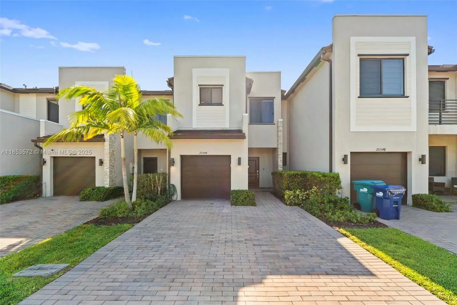 3 bedroom 2 bath Residential for sale at 20544 NE 5th Pl, Miami FL 33179