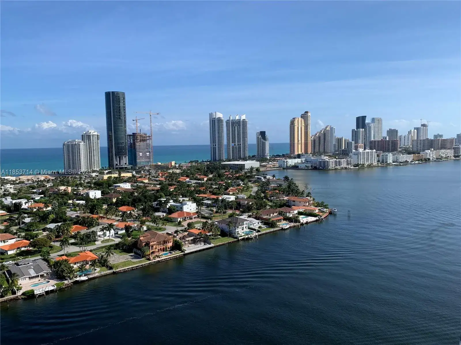 2 bedroom 2 bath Residential Lease for rent at 19101 Mystic Pointe Dr # 2709, Aventura FL 33180