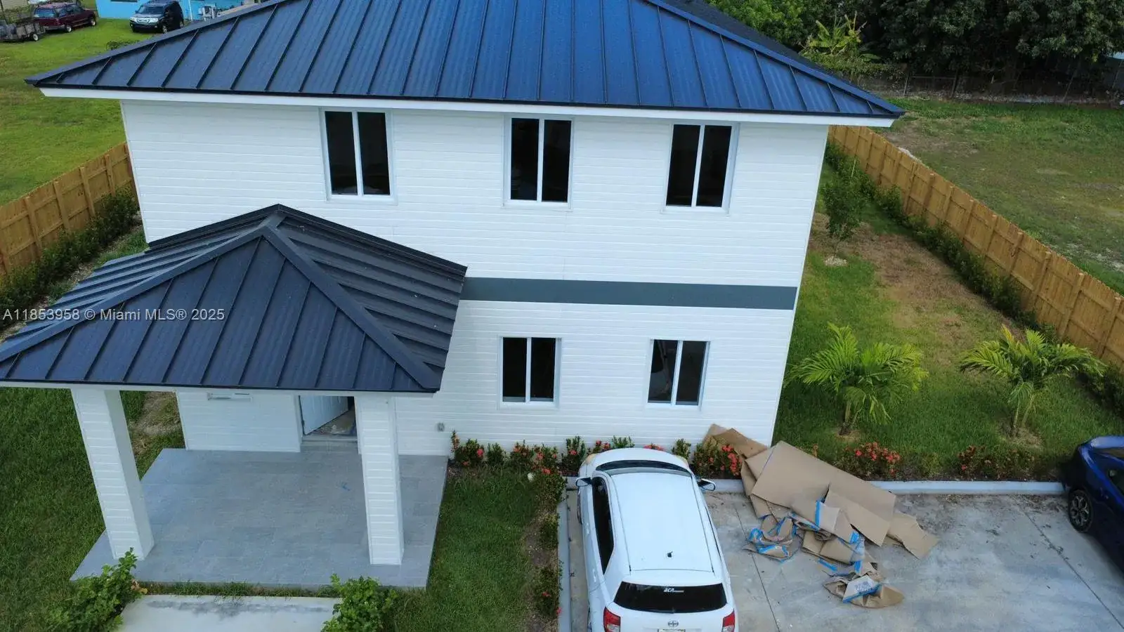 8 bedroom 4 bath Residential for sale at 722 NW 6 CT, Florida City FL 33034