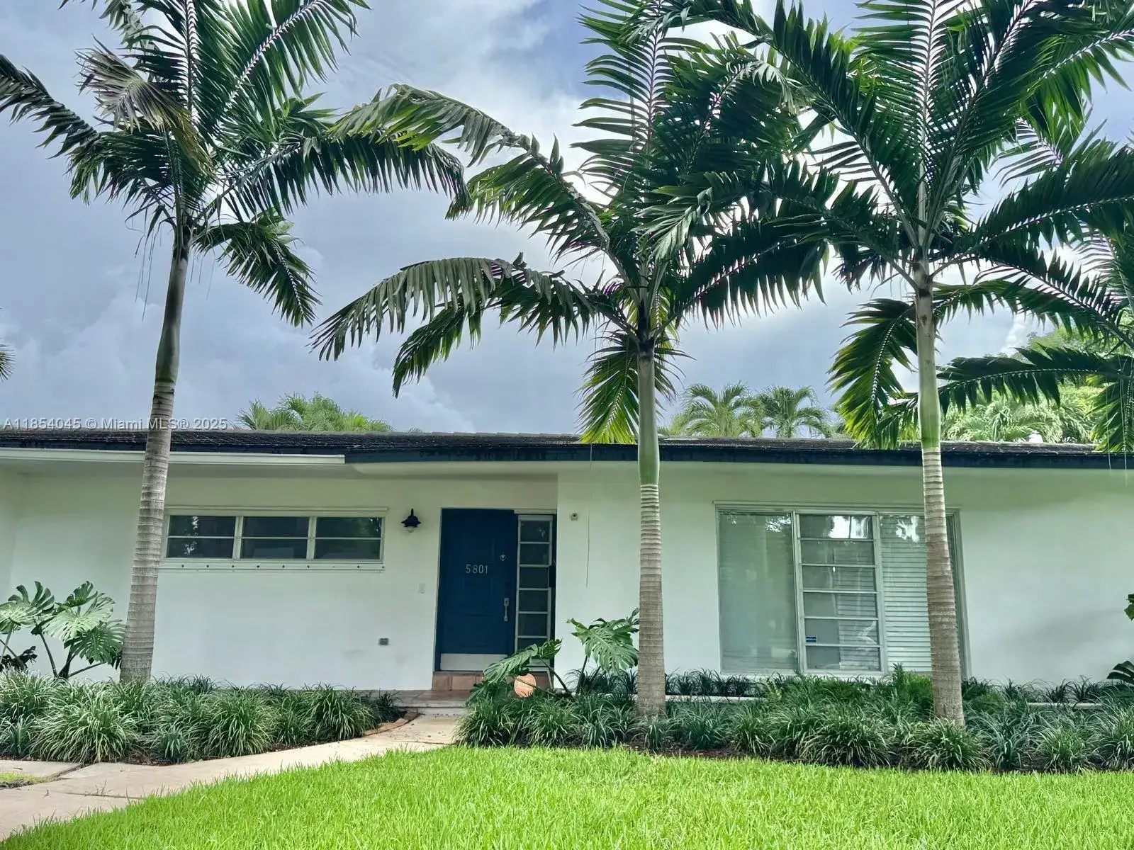 4 bedroom 3 bath Residential Lease for rent at 5801 SW 100th St # 1, Pinecrest FL 33156
