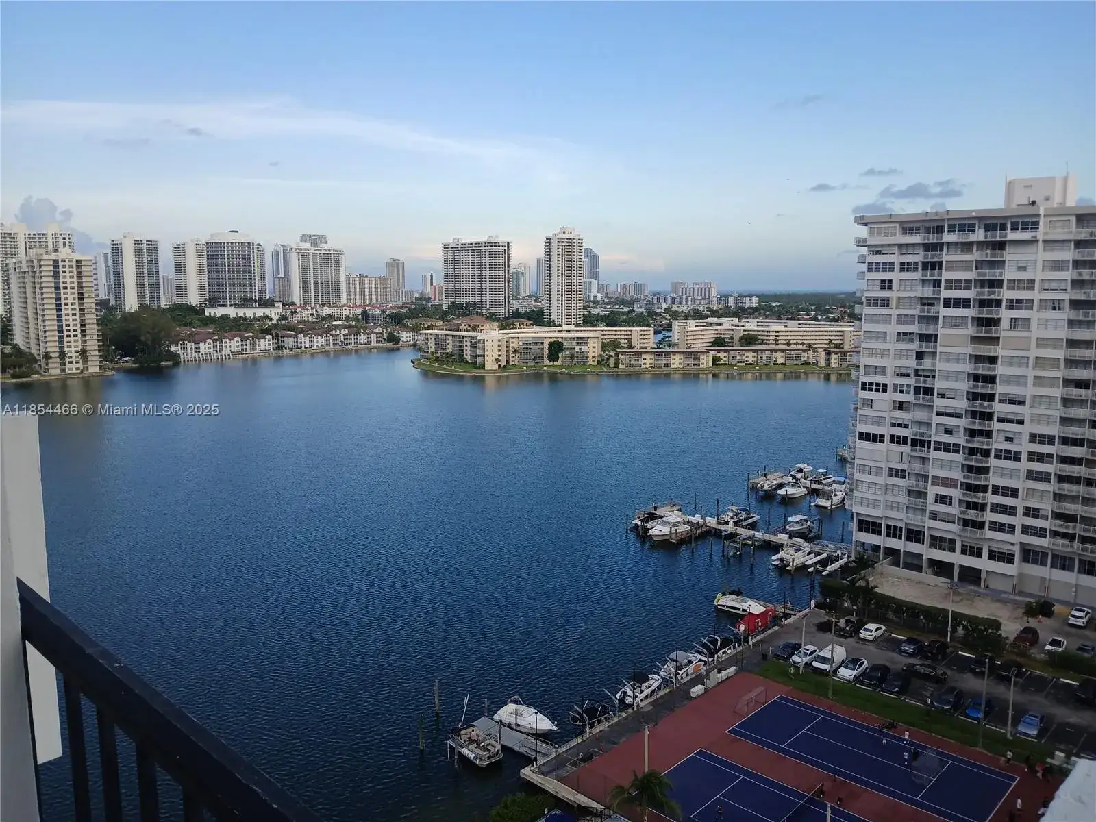 1 bedroom 2 bath Residential Lease for rent at 2780 NE 183rd St # 1708, Aventura FL 33160