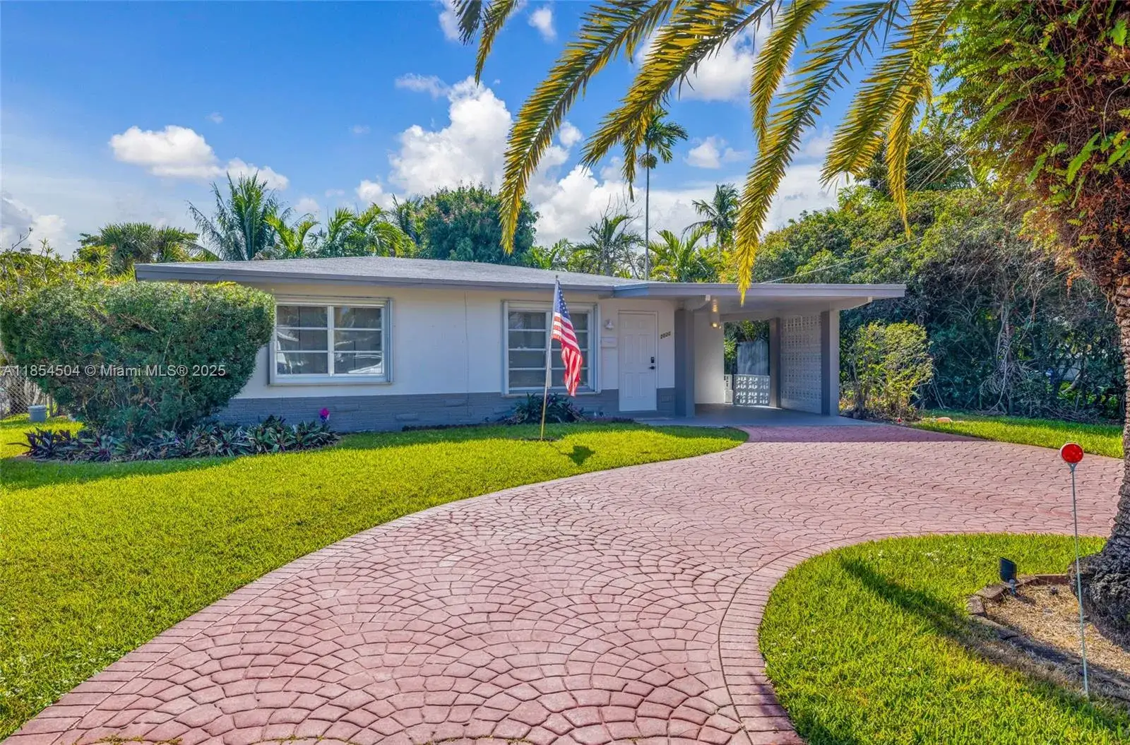 3 bedroom 2 bath Residential for sale at 2020 NW 33rd Ct, Oakland Park FL 33309