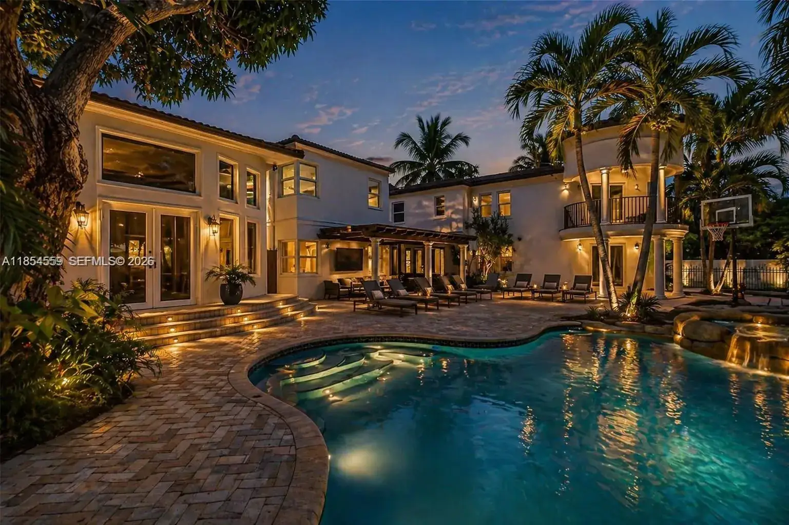 7 bedroom 5 bath Residential for sale at 1051 NE 89th St, Miami FL 33138