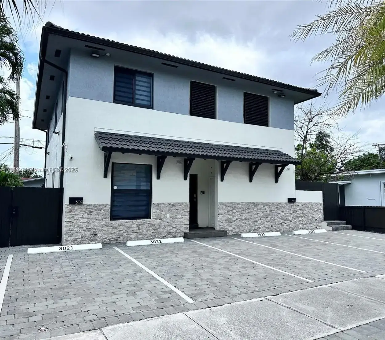 3 bedroom 2 bath Residential Lease for rent at 3021 SW 27th Ln # 1, Miami FL 33133