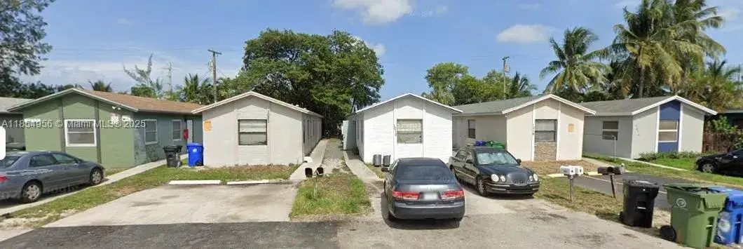 2 bedroom 1 bath Residential Lease for rent at 1018 NW 6th Ave, Fort Lauderdale FL 33311