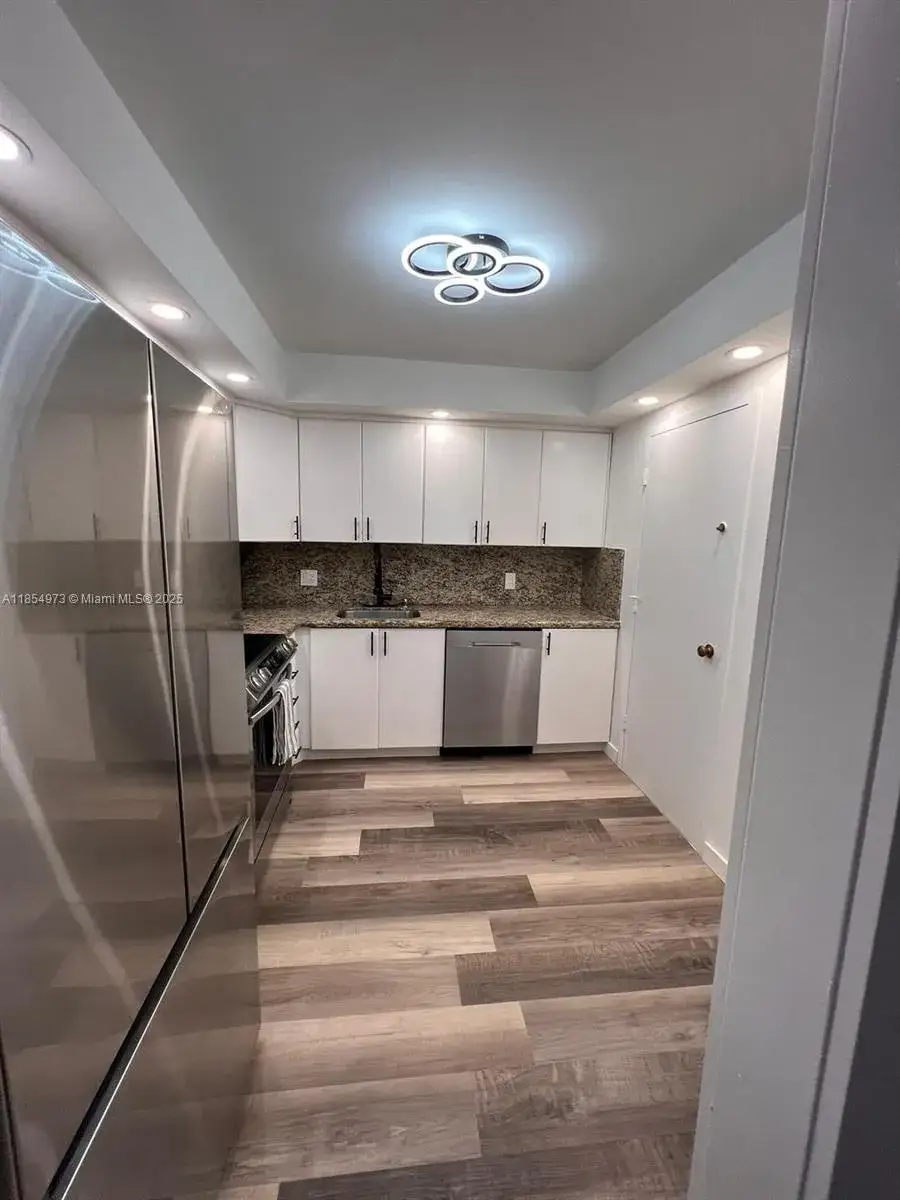 1 bedroom 1 bath Residential Lease for rent at 3800 S Ocean Dr # 1808, Hollywood FL 33019