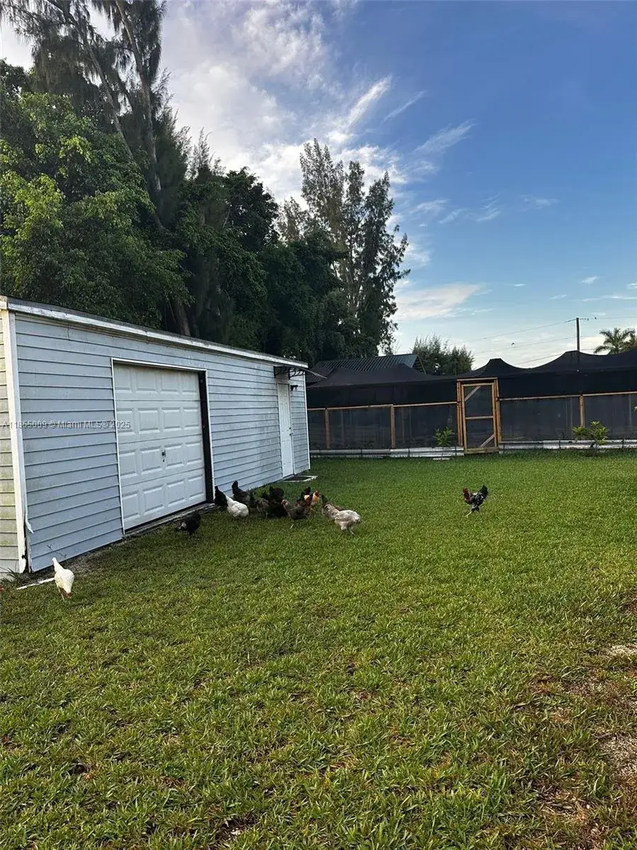 3 bedroom 2 bath Residential for sale at 21701 SW 187th Ave, Miami FL 33170