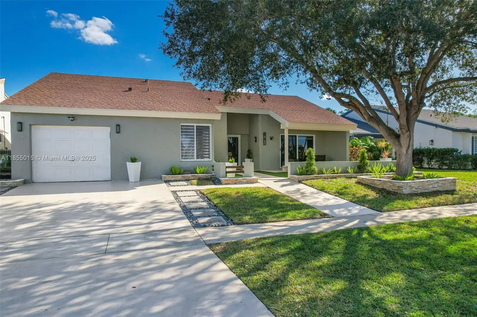 4 bedroom 3 bath Residential for sale at 16780 Redwood Way, Weston FL 33326
