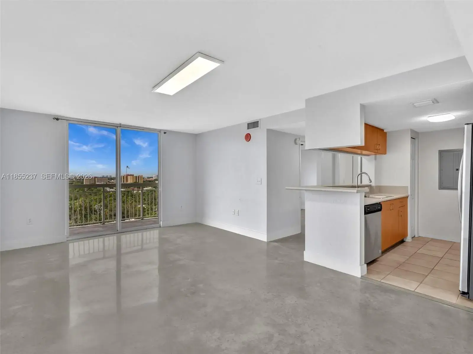 2 bedroom 2 bath Residential for sale at 816 NW 11th St # 1208, Miami FL 33136