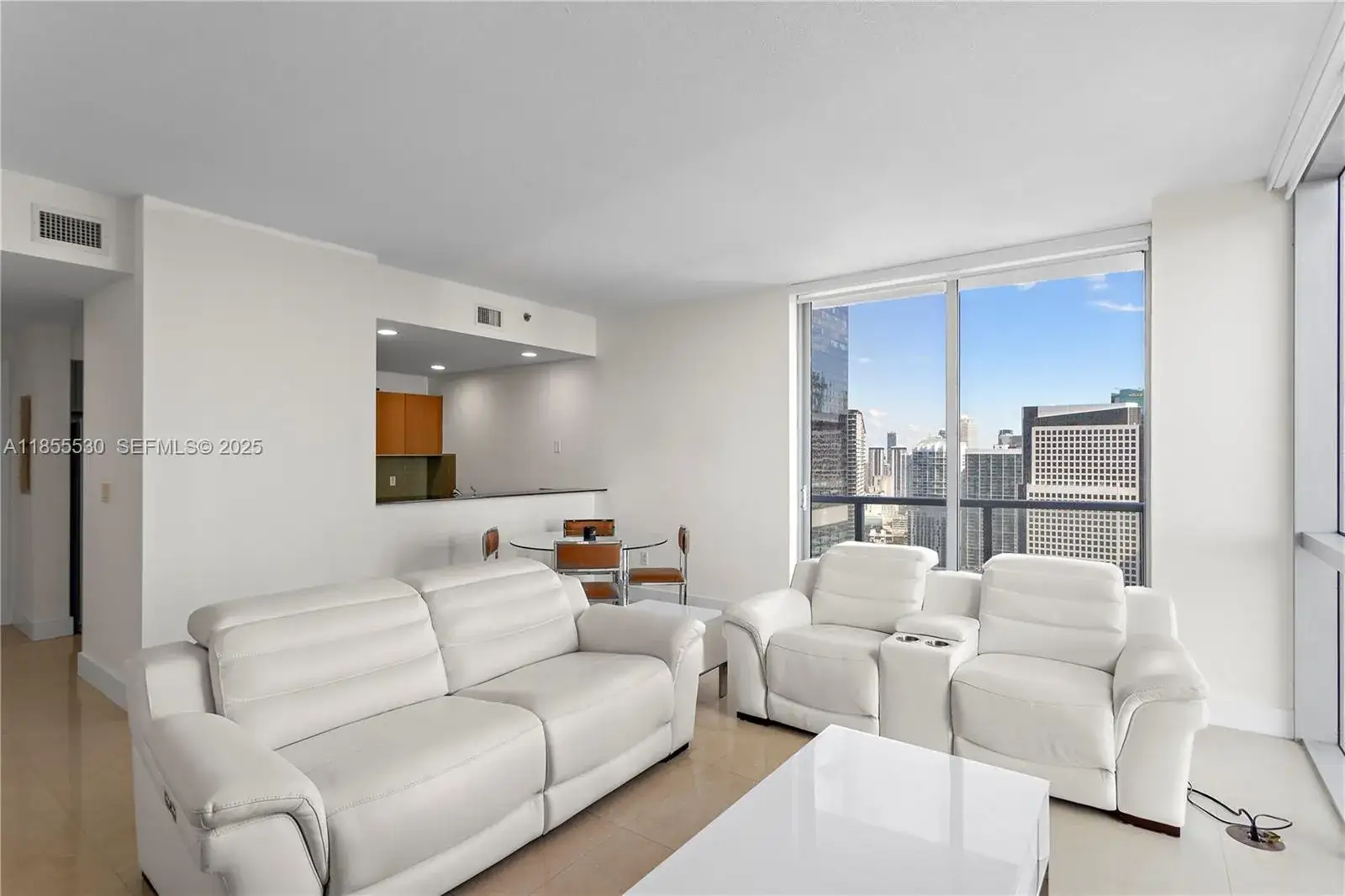 2 bedroom 2 bath Residential for sale at 1060 Brickell Ave # 4001, Miami FL 33131
