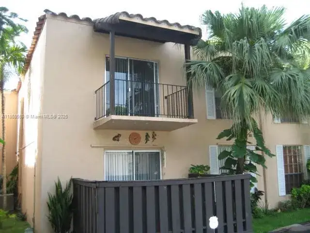 2 bedroom 1 bath Residential Lease for rent at 10790 N Kendall Dr # C24, Miami FL 33176