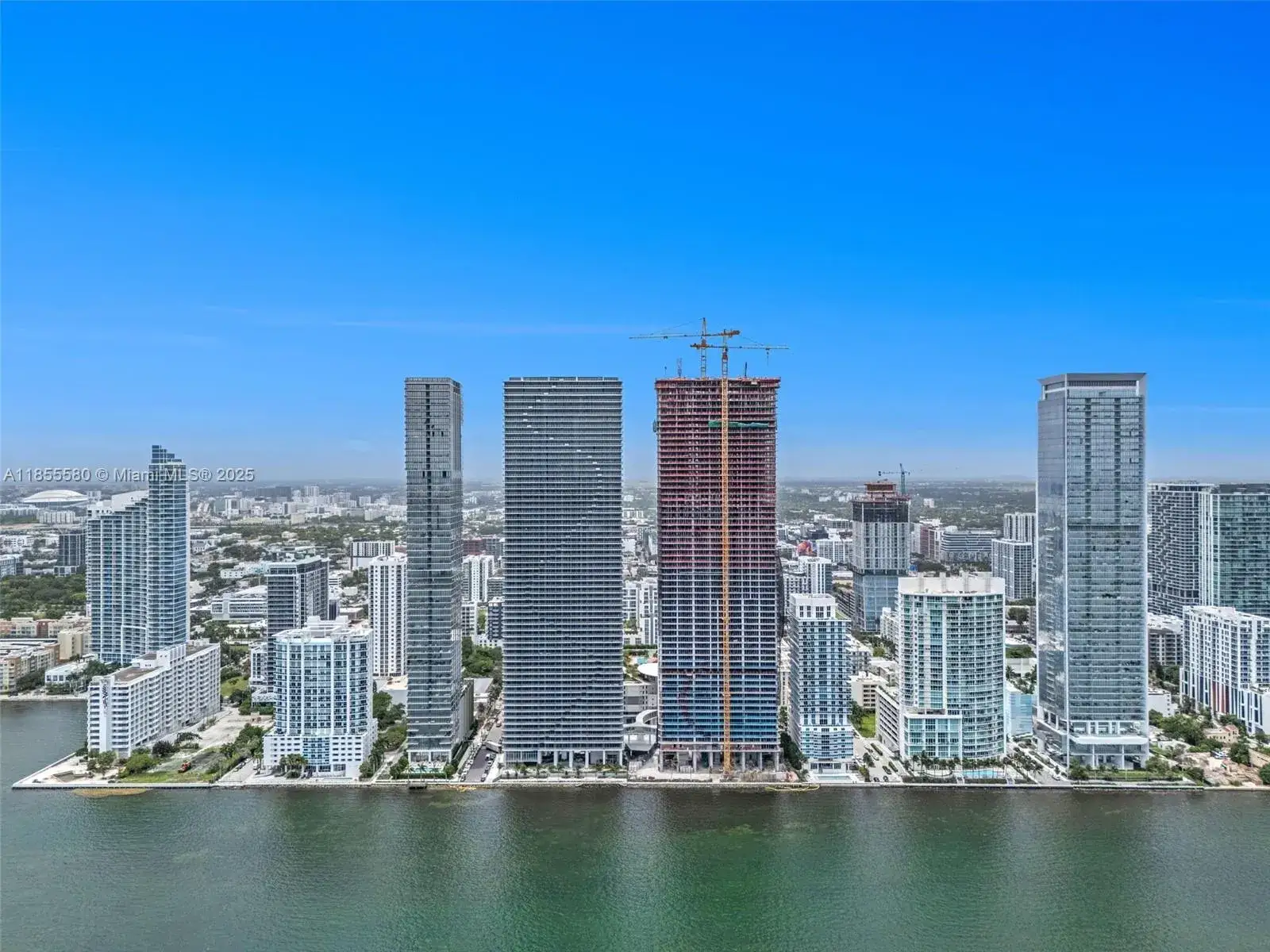 3 bedroom 3 bath Residential for sale at 725 NE 24 Street # 3806, Miami FL 33137