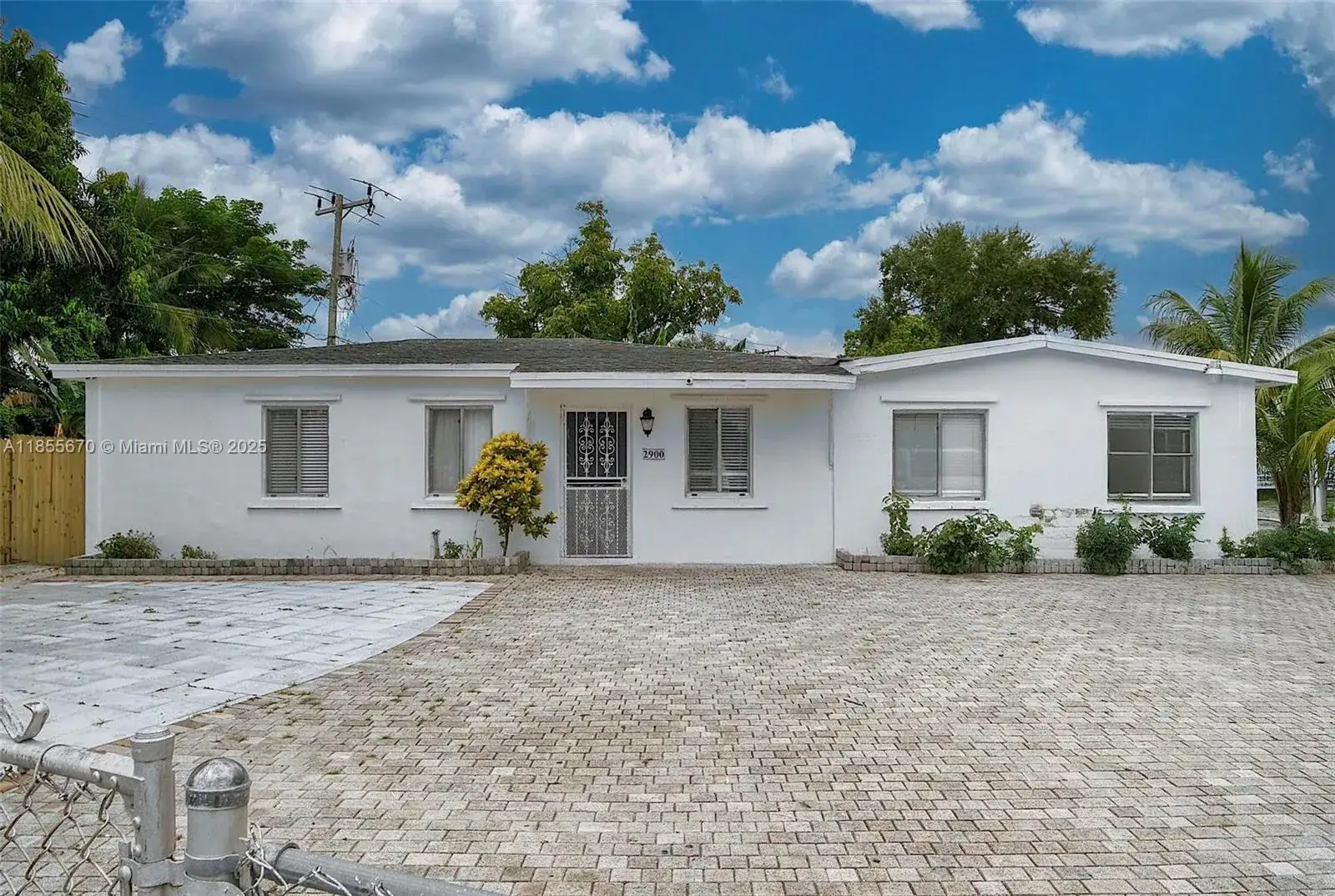 4 bedroom 2 bath Residential for sale at 2900 NW 164th St, Miami Gardens FL 33054