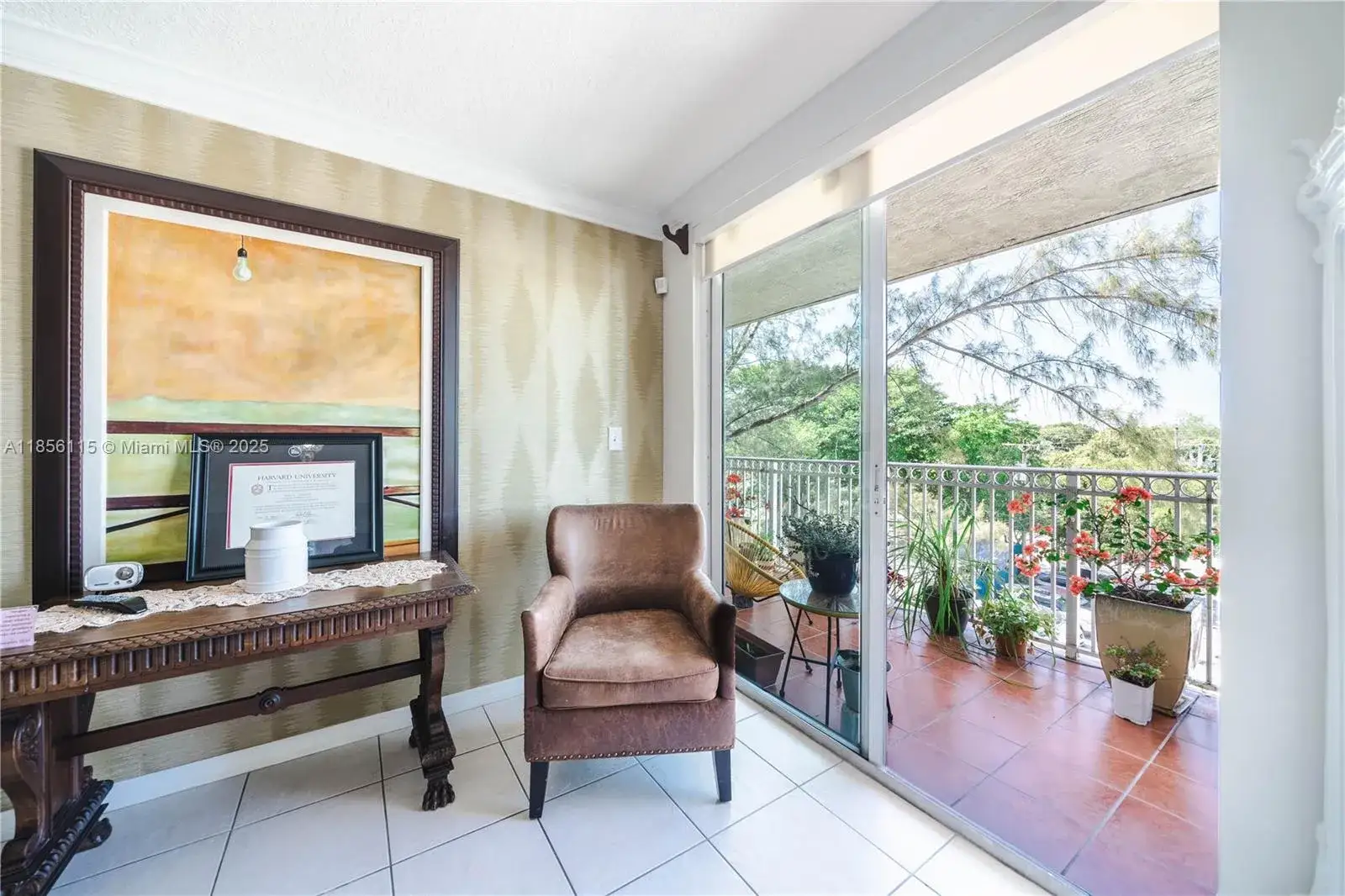 2 bedroom 2 bath Residential for sale at 1650 Coral Way # 507, Miami FL 33145