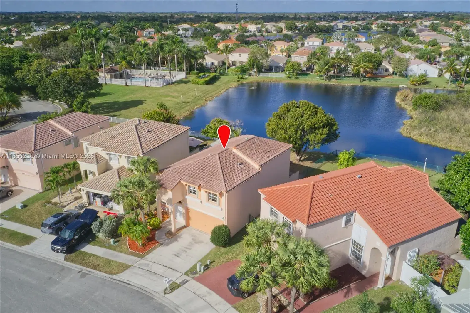 4 bedroom 3 bath Residential for sale at 15343 NW 14th Rd, Pembroke Pines FL 33028