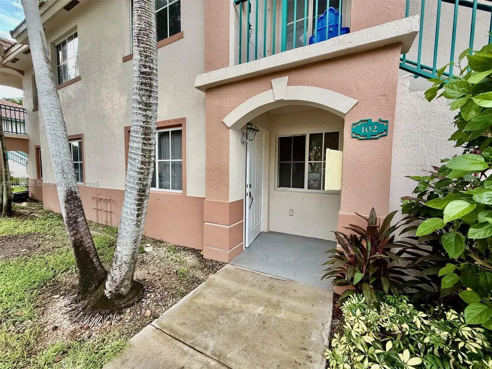 2 bedroom 2 bath Residential for sale at 1251 SE 29th St # 26, Homestead FL 33035