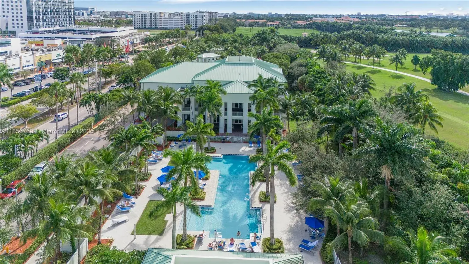 1 bedroom 2 bath Residential for sale at 5300 NW 87th Ave # 108, Doral FL 33178
