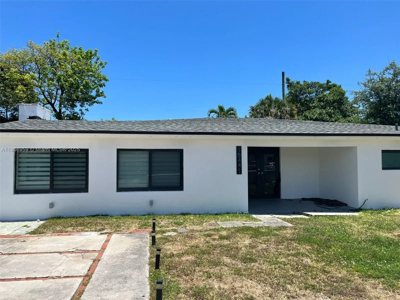4 bedroom 3 bath Residential for sale at 18441 NE 21st Ave, North Miami Beach FL 33179