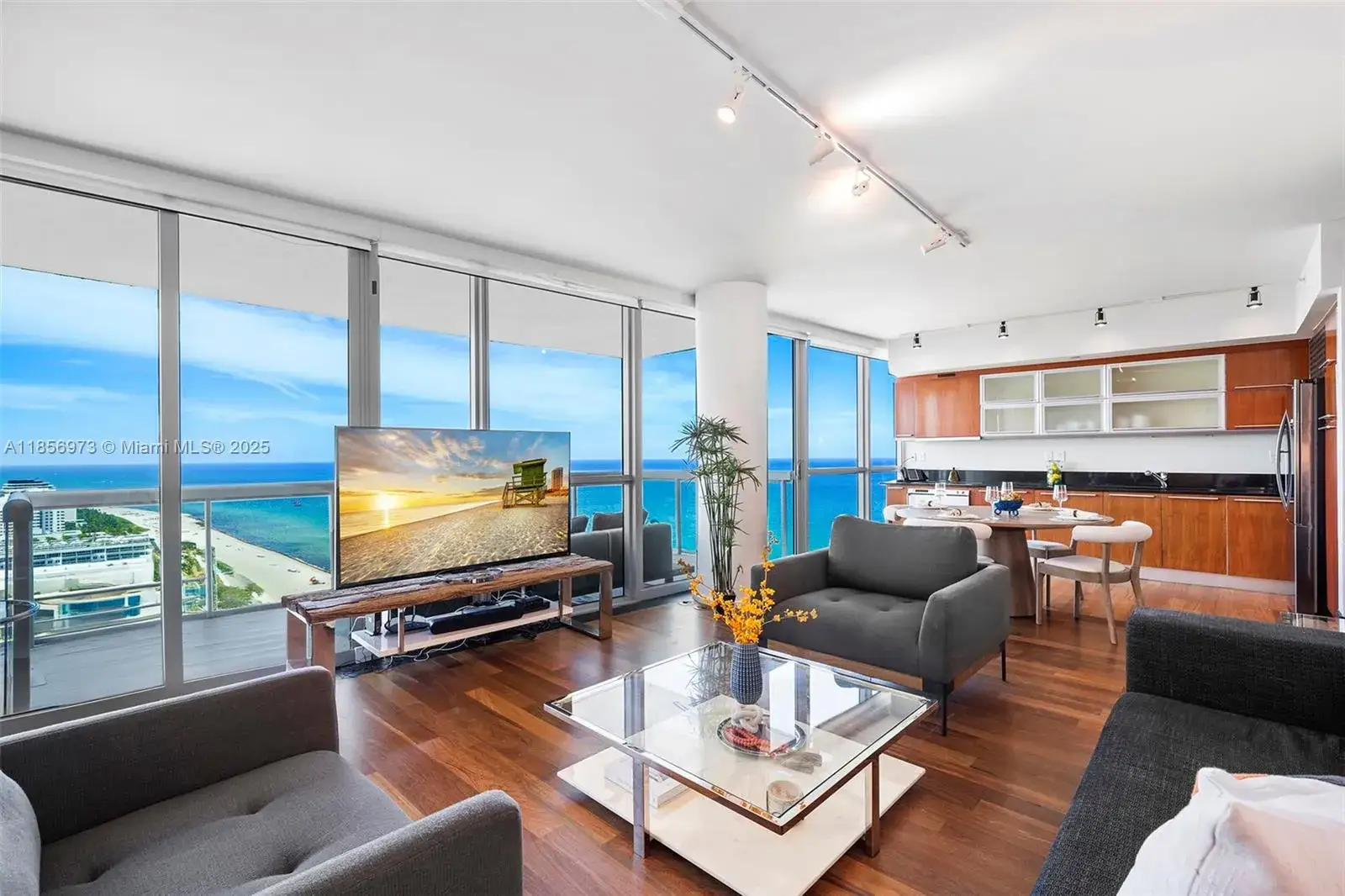 2 bedroom 3 bath Residential Lease for rent at 101 20th St # 3803, Miami Beach FL 33139