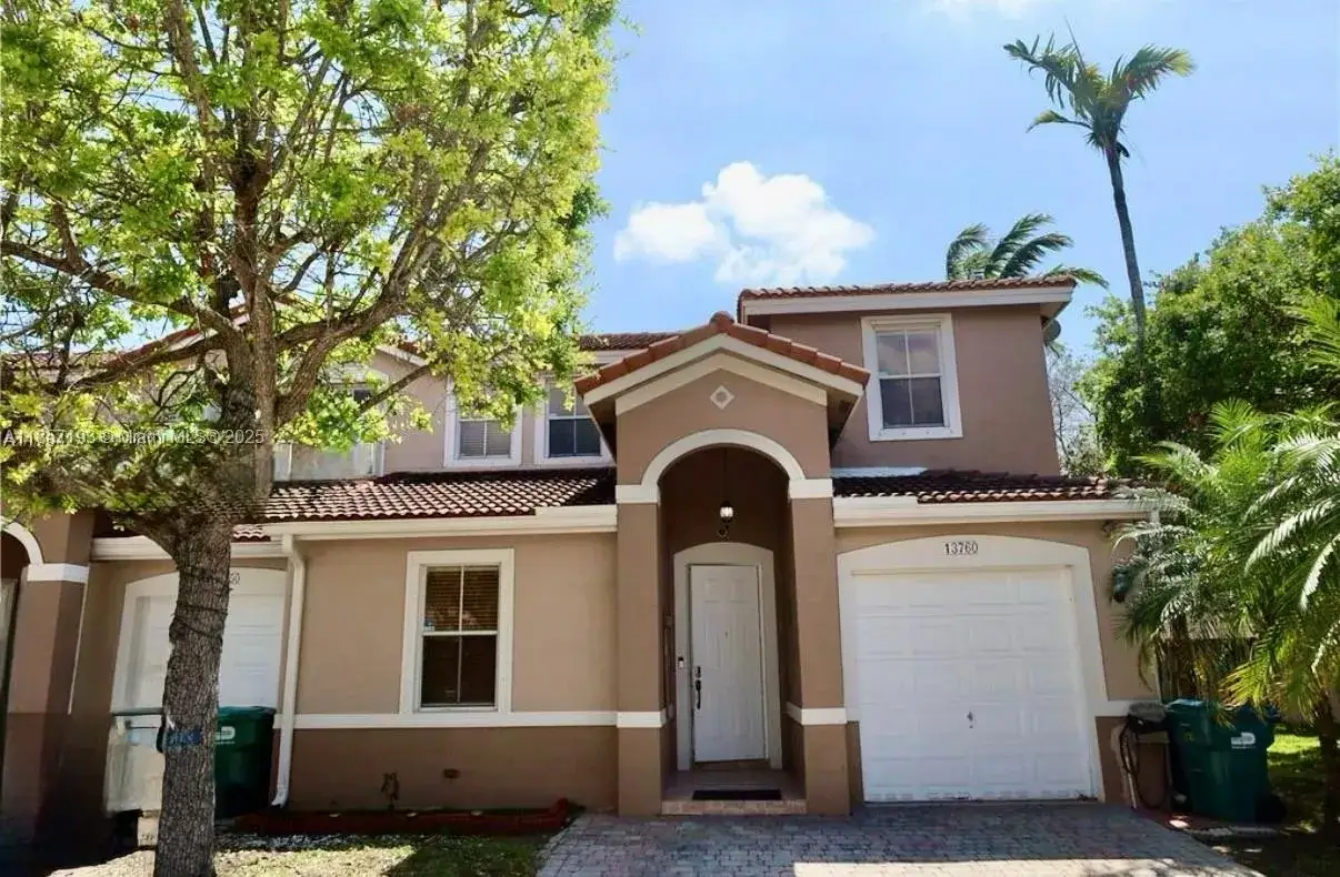 4 bedroom 3 bath Residential for sale at 13760 SW 276th St, Homestead FL 33032