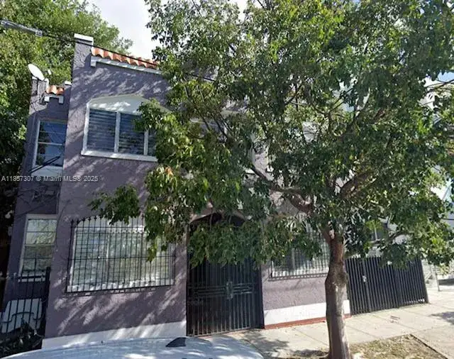 Residential Income for sale at 125 NW 7th Ave, Miami FL 33128