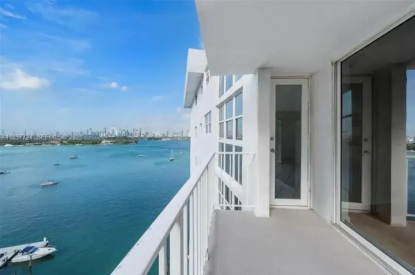 2 bedroom 1 bath Residential for sale at 1228 West Ave # 1415, Miami Beach FL 33139