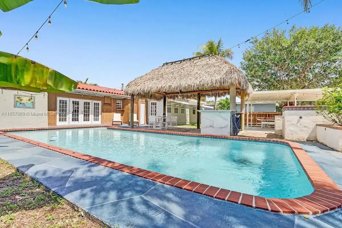 4 bedroom 2 bath Residential Lease for rent at 247 SW 5th St, Dania Beach FL 33004
