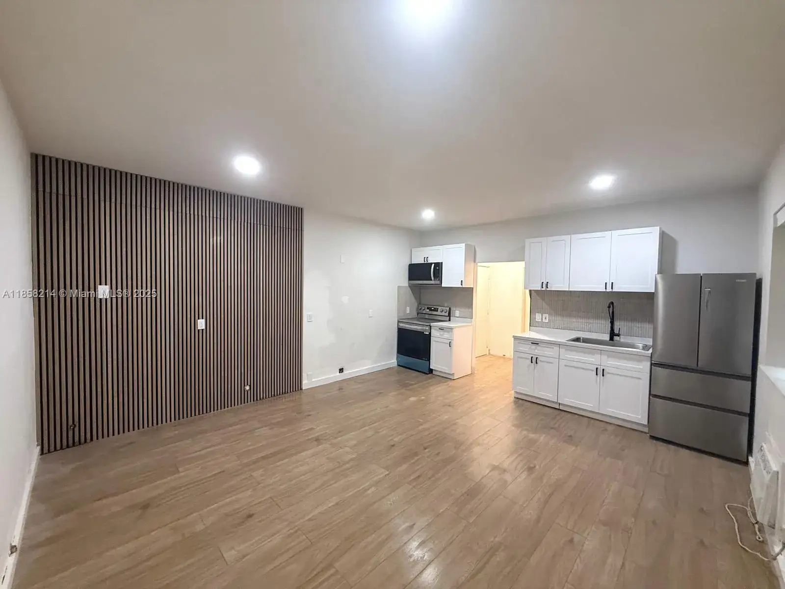 1 bedroom 1 bath Residential Lease for rent at 7734 Abbott Ave # 101, Miami Beach FL 33141