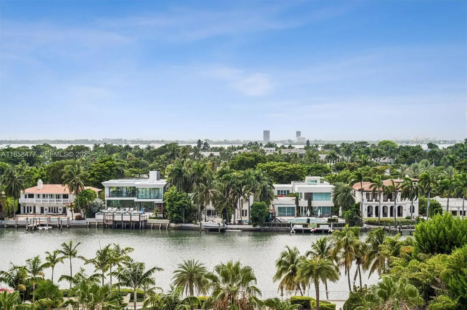 2 bedroom 2 bath Residential for sale at 5601 Collins Ave # 820, Miami Beach FL 33140