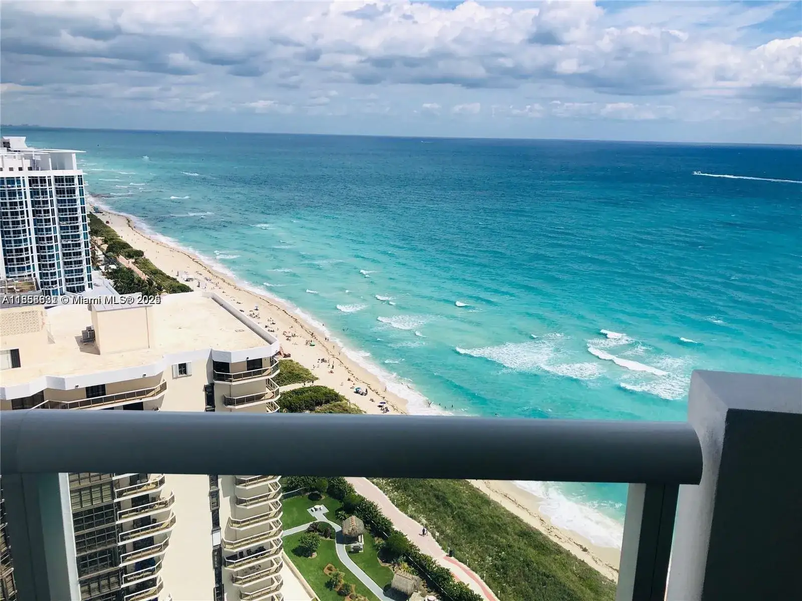 1 bedroom 1 bath Residential Lease for rent at 6365 Collins Ave # 2710, Miami Beach FL 33141
