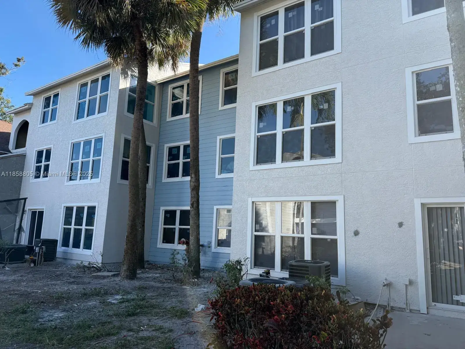 2 bedroom 1 bath Residential Lease for rent at 2319 N Congress Ave # 15, Boynton Beach FL 33426