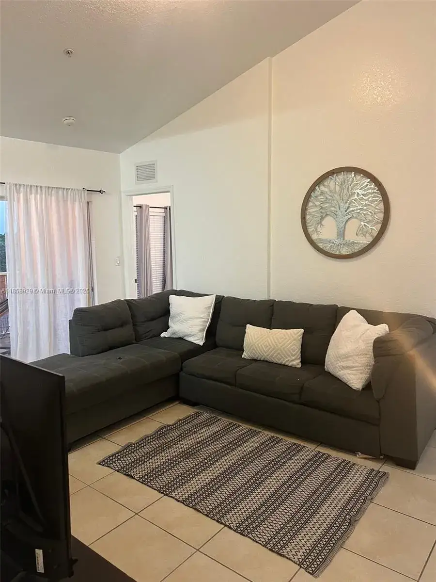 2 bedroom 2 bath Residential Lease for rent at 20930 SW 87th Ave # 303, Cutler Bay FL 33189