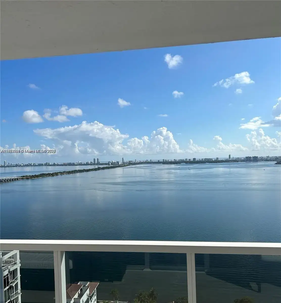 3 bedroom 3 bath Residential Lease for rent at 600 NE 27th St # 3003, Miami FL 33137