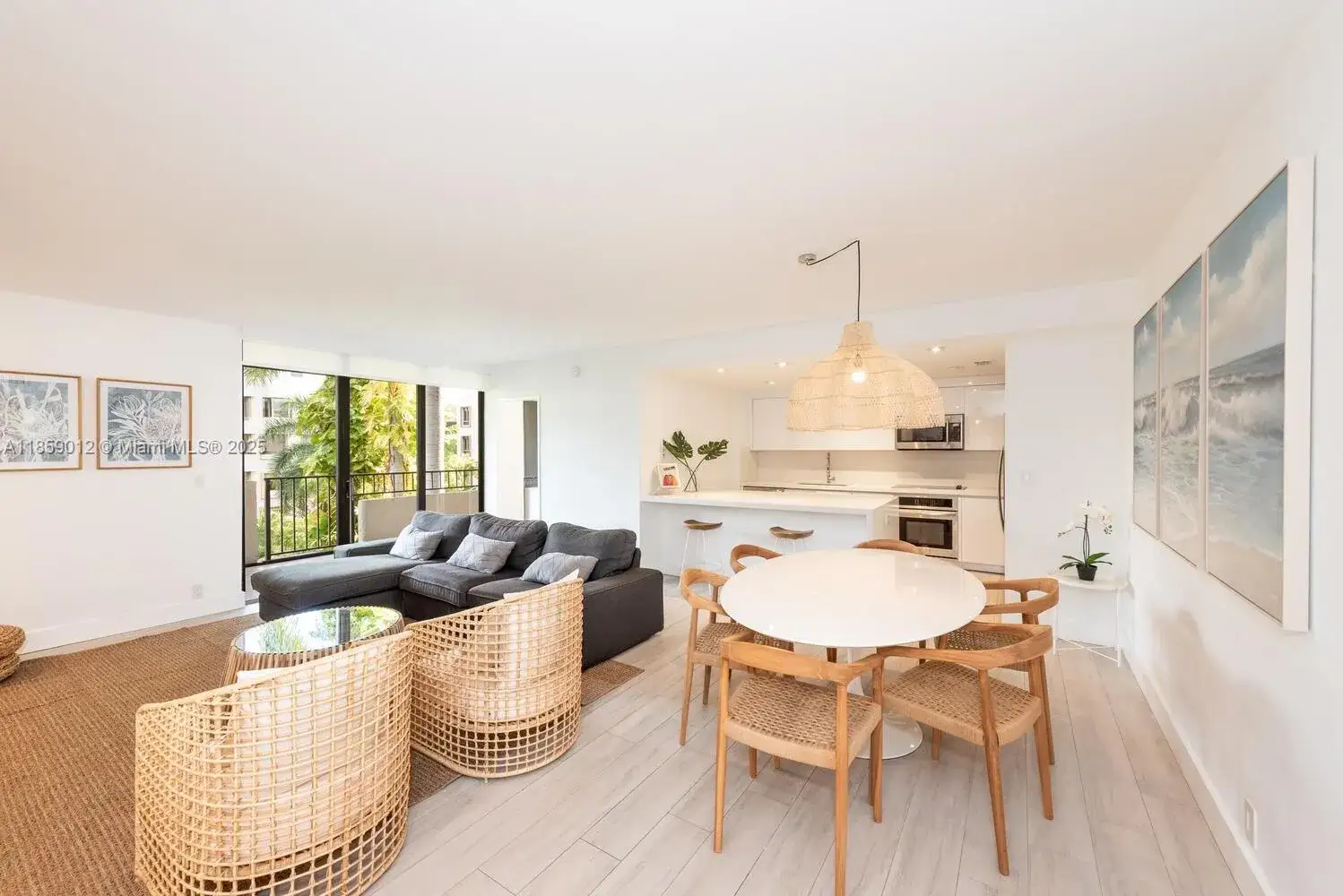 3 bedroom 2 bath Residential Lease for rent at 181 Crandon Blvd # 306, Key Biscayne FL 33149