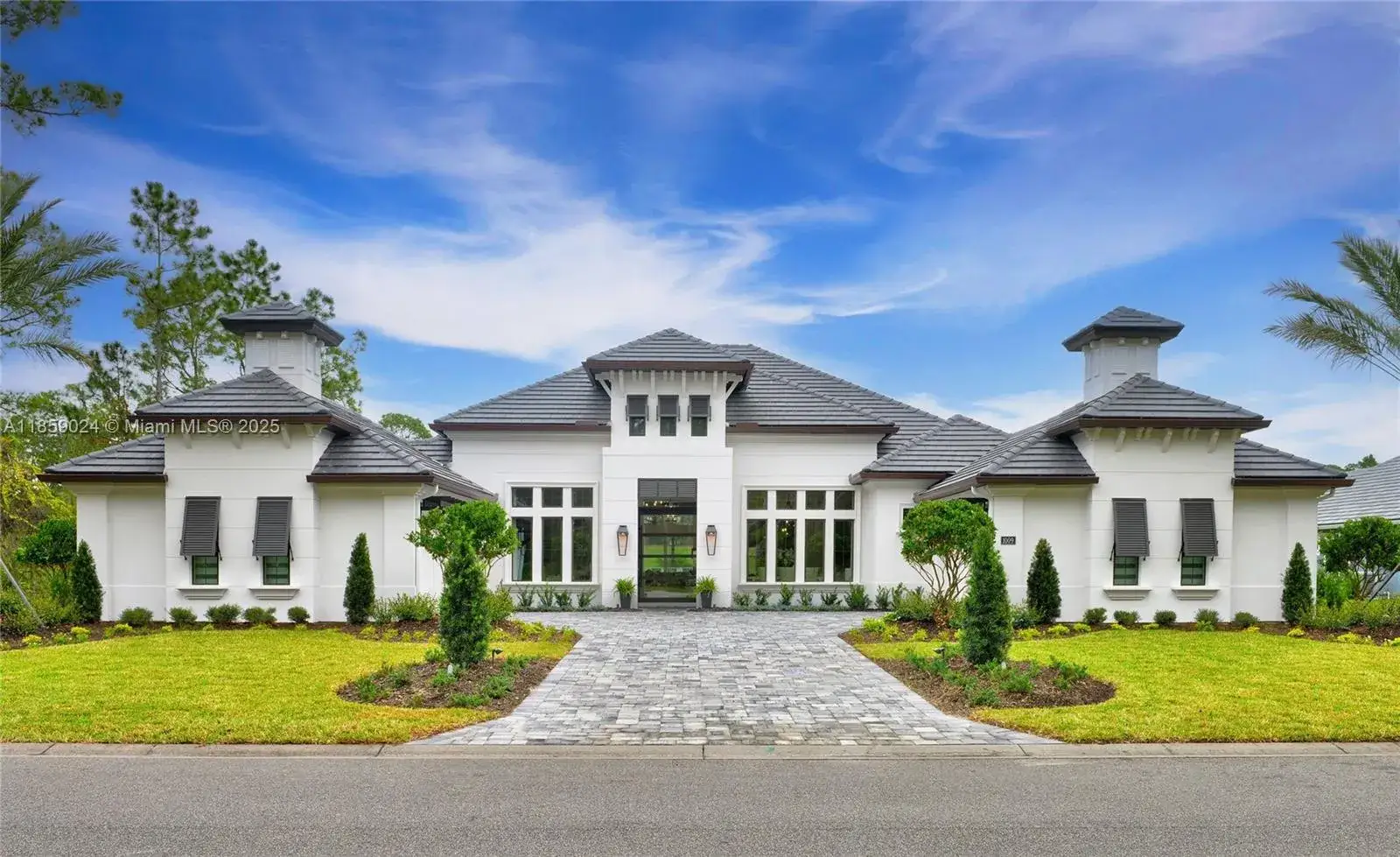 4 bedroom 4 bath Residential for sale at 1009 Sudbury Lane, Ormond Beach FL 32174